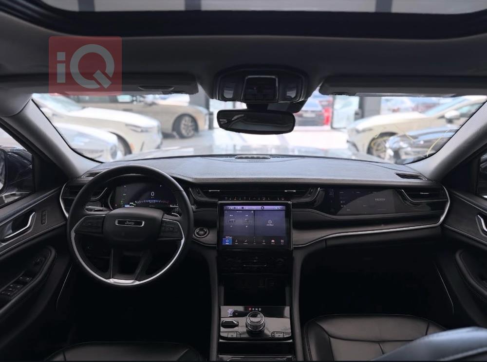 جيب جراند شيروكي